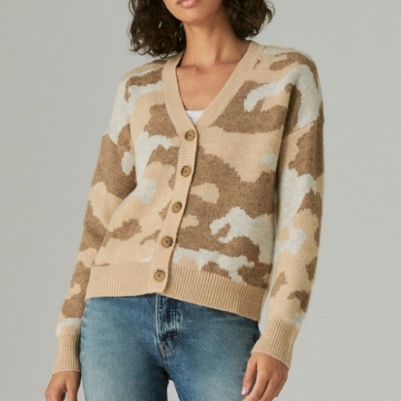 Lucky Brand Camo Cardigan - Picture 5 of 6